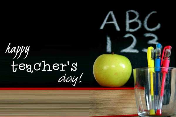 शिक्षक दिवस पर कविता 2022 – Teachers Day Poem in Hindi, English & Marathi  for Class 1-12 Students – Hindi Jaankaari