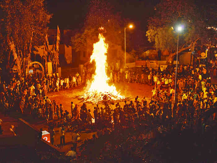Choti Holi celebration images